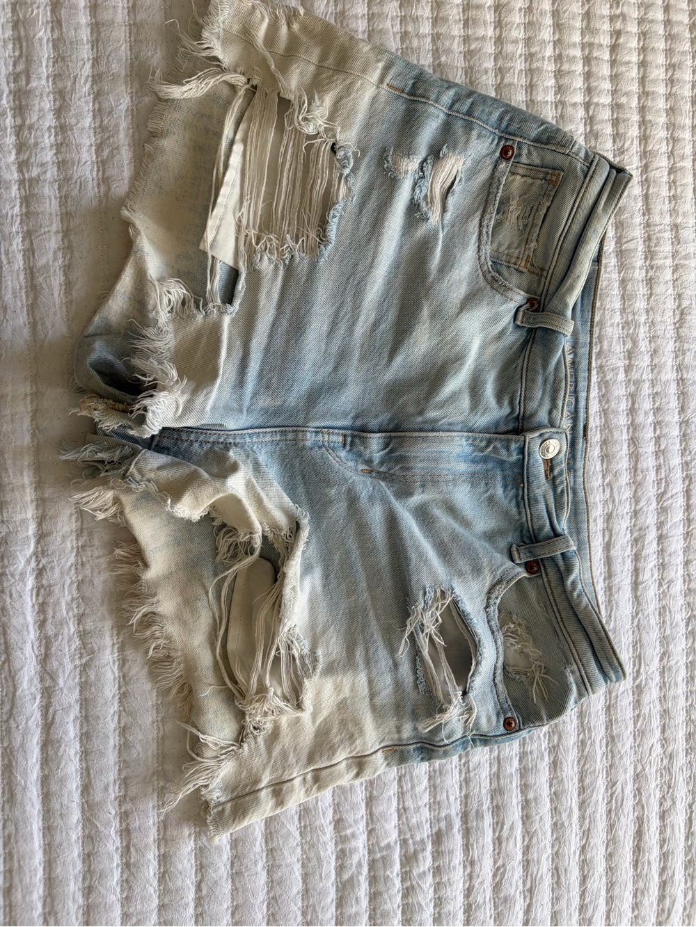 American Eagle Outfitters AE Stretch Ripped Denim Mom Short Distressed Denim